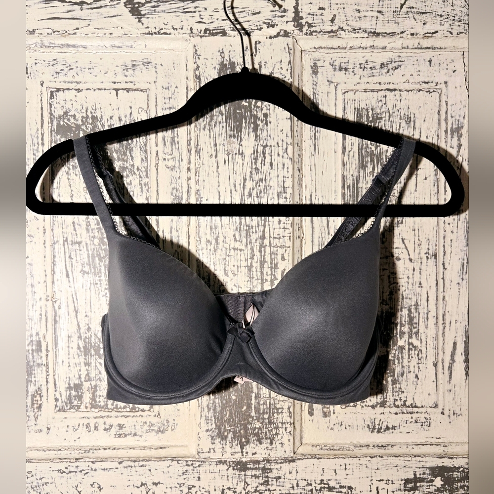 Victoria's Secret Gray Bra